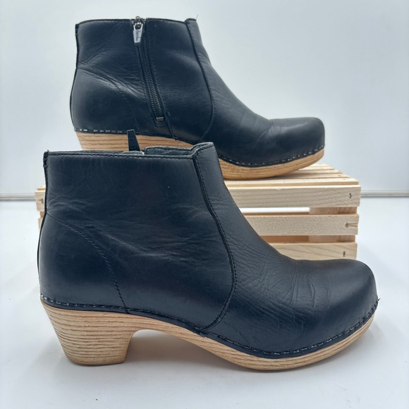 Dansko Shoes - Dansko Maria Womens 38 Black Leather Ankle Boots Side Zip Clog Heel Shoes